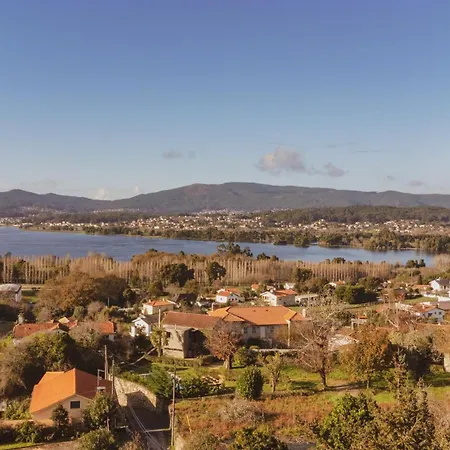 Casa Do Outeiro Casa de Férias