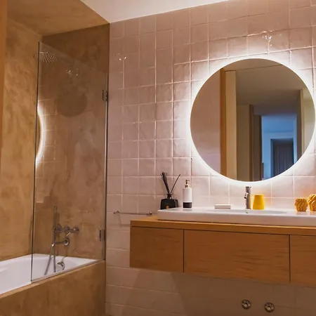 Casa Do Outeiro * Lanhelas