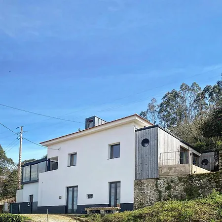 Nyaraló Casa Do Outeiro Lanhelas